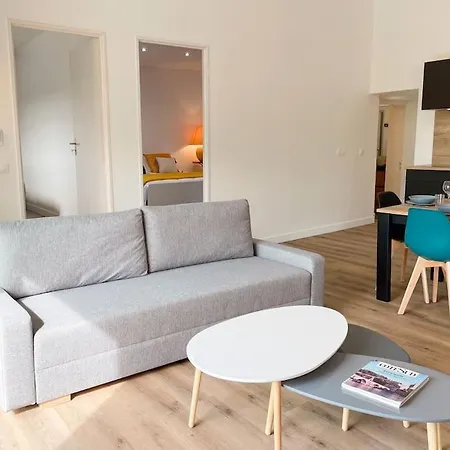 Dans Un Mas Provencal Apartment Allan